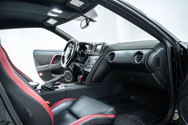 Used 2012 Nissan GT-R Black Edition AWD/4WD image 26