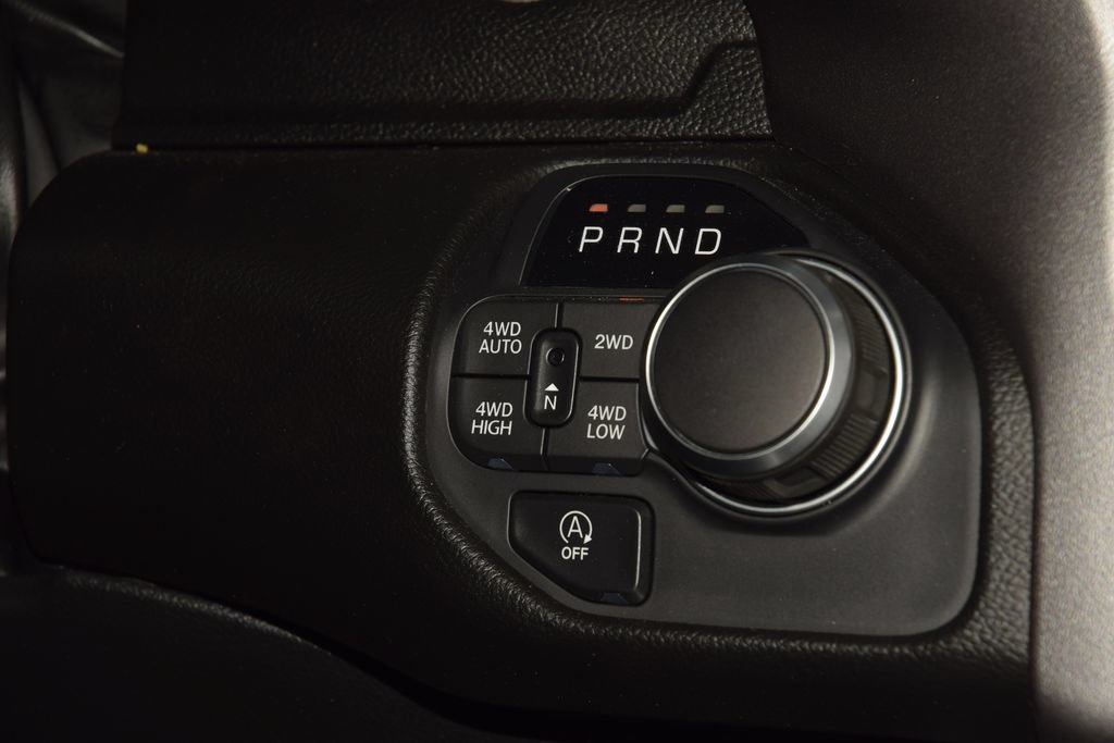 Used 2025 RAM 1500 Big Horn AWD/4WD image 23
