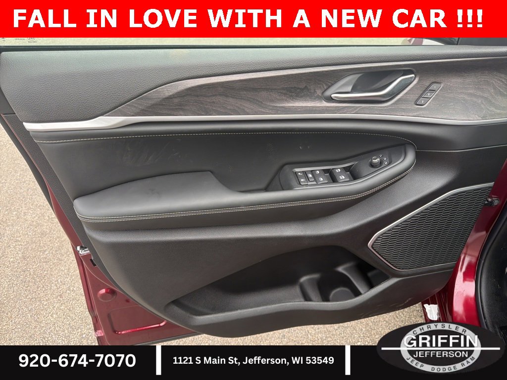 New 2026 Jeep Grand Cherokee Limited image 19