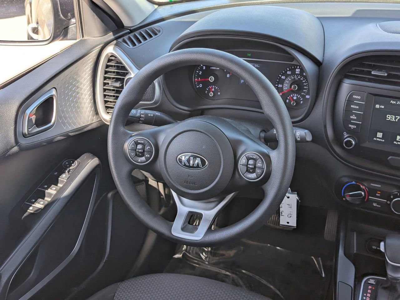 Used 2020 Kia Soul LX FWD image 13