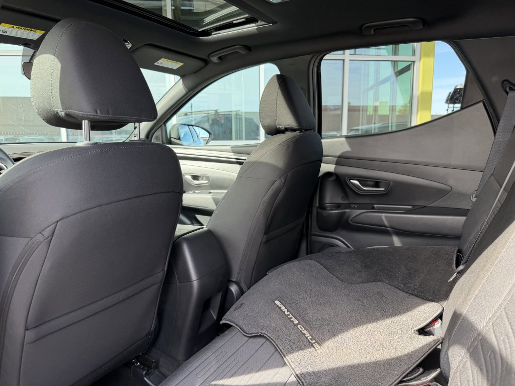 Used 2023 Hyundai Santa Cruz Night w/ Launch Package image 32