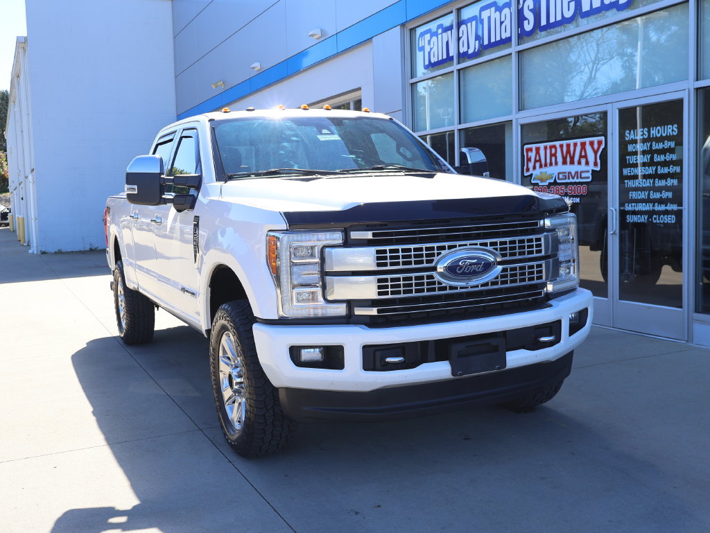 Used 2018 Ford F250 Platinum w/ Platinum Ultimate Package AWD/4WD image 2