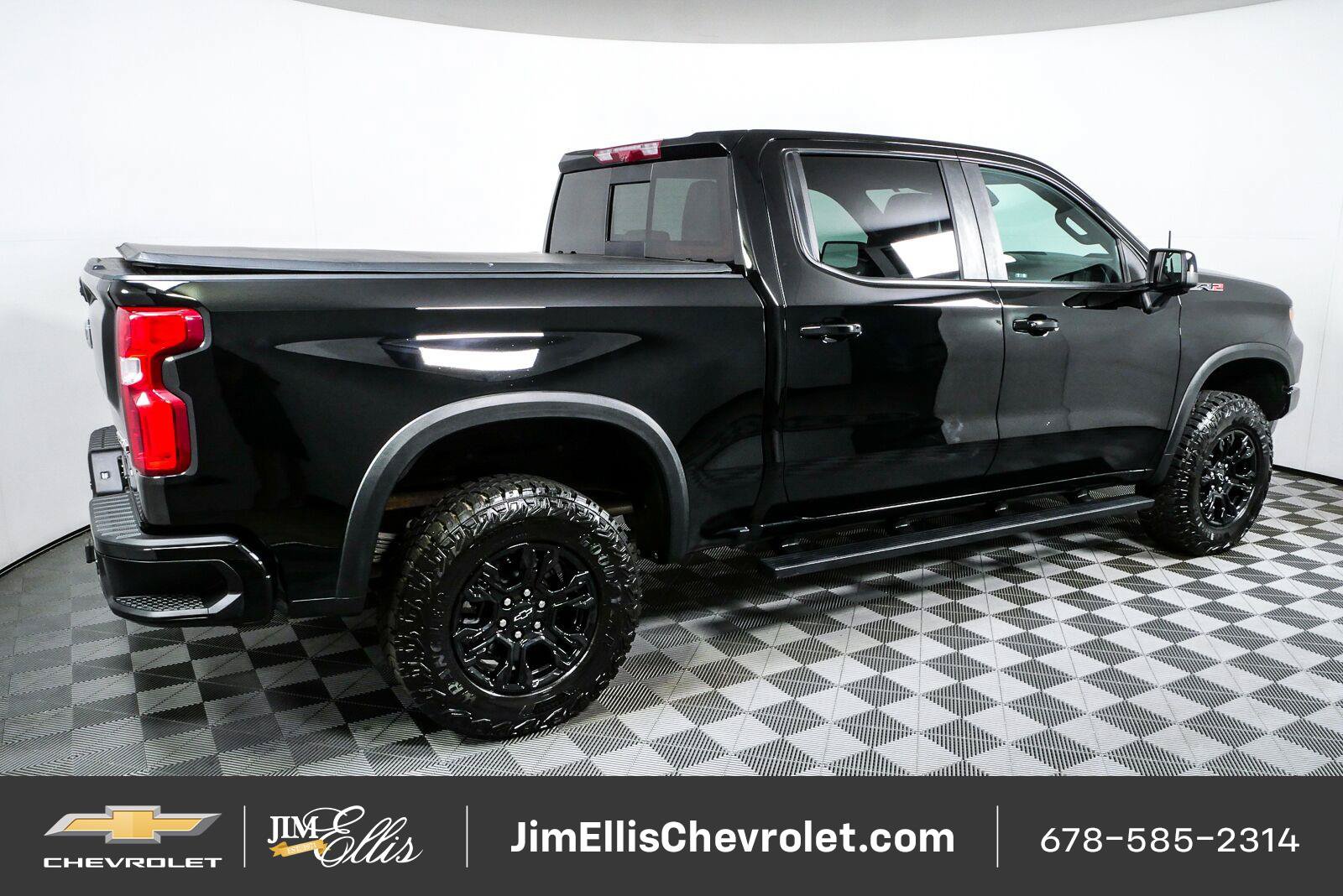 Certified 2022 Chevrolet Silverado 1500 ZR2 w/ Technology Package AWD/4WD image 2
