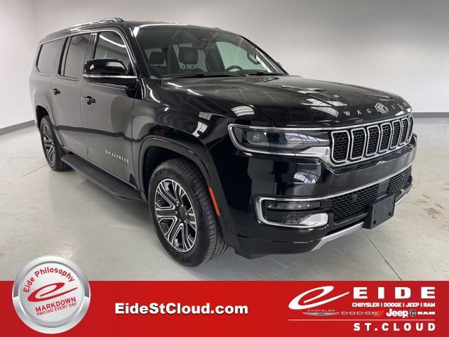 Used 2024 Jeep Wagoneer L Series II w/ Flexible Seating Group image 1