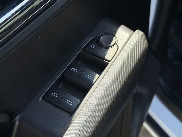 Used 2025 GMC Canyon Elevation RWD image 22