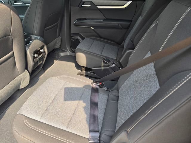 New 2026 GMC Acadia Elevation image 10