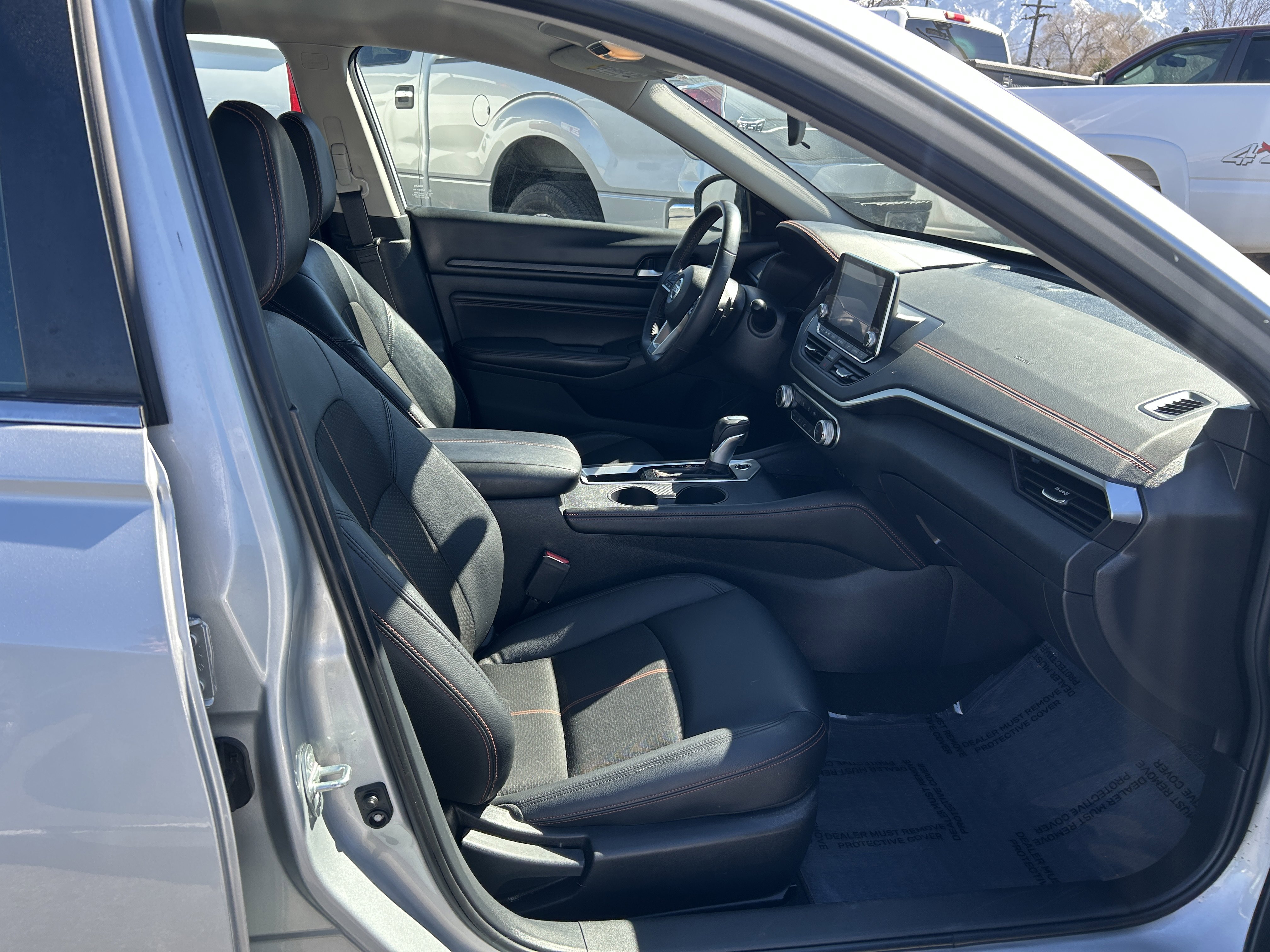 Used 2022 Nissan Altima 2.5 SR FWD image 13