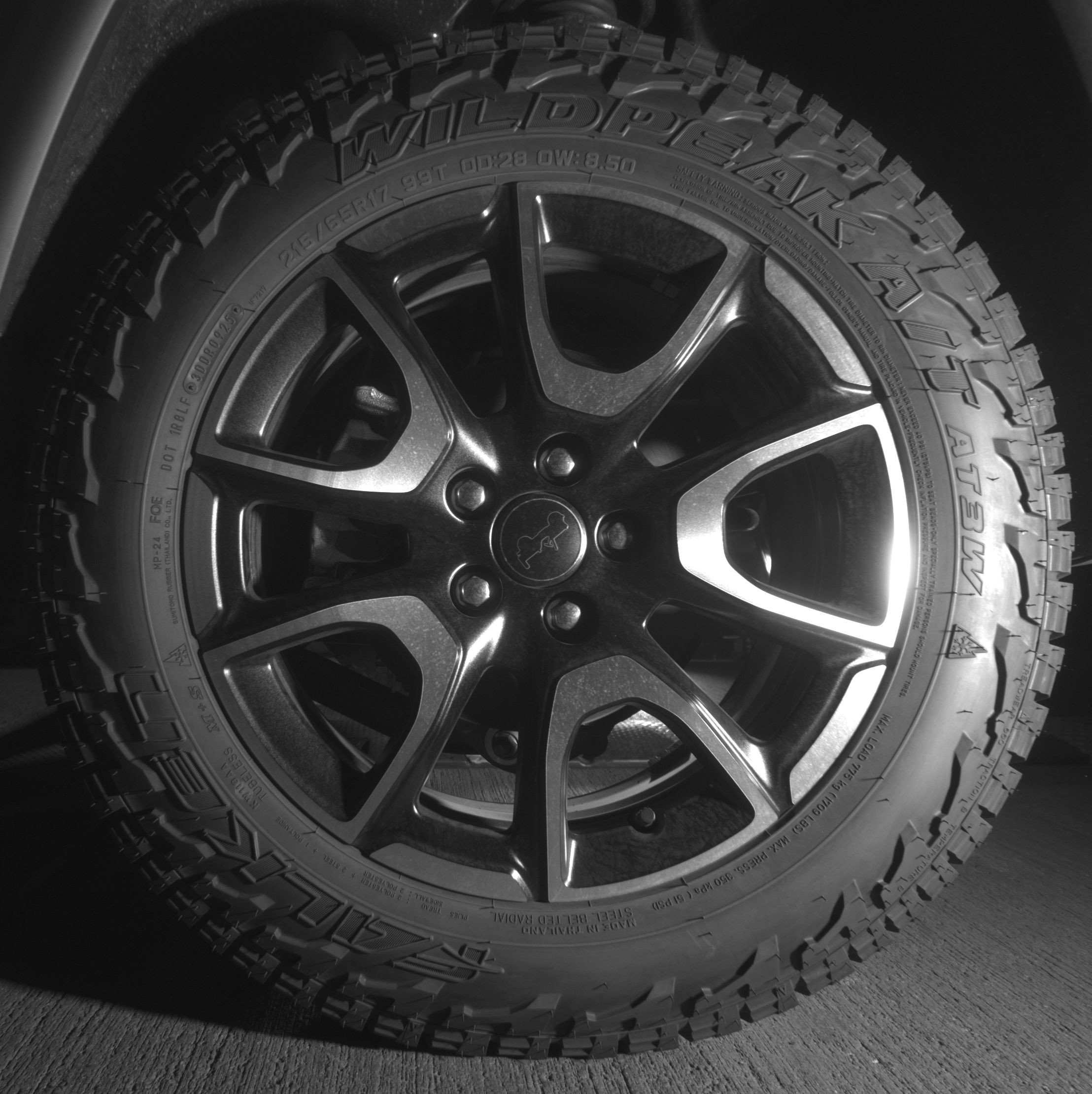 Used 2025 Jeep Compass Trailhawk image 14