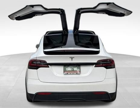 Used 2023 Tesla Model X image 8