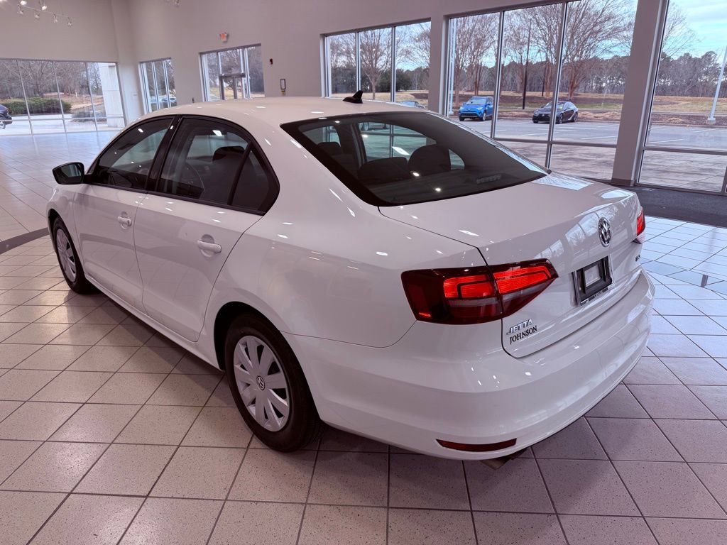 Used 2016 Volkswagen Jetta S image 9