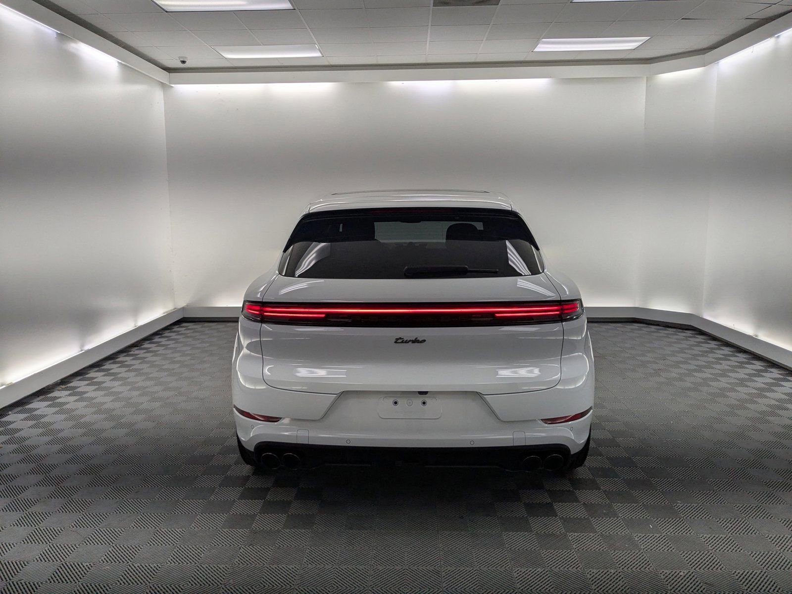 New 2026 Porsche Cayenne Turbo image 9