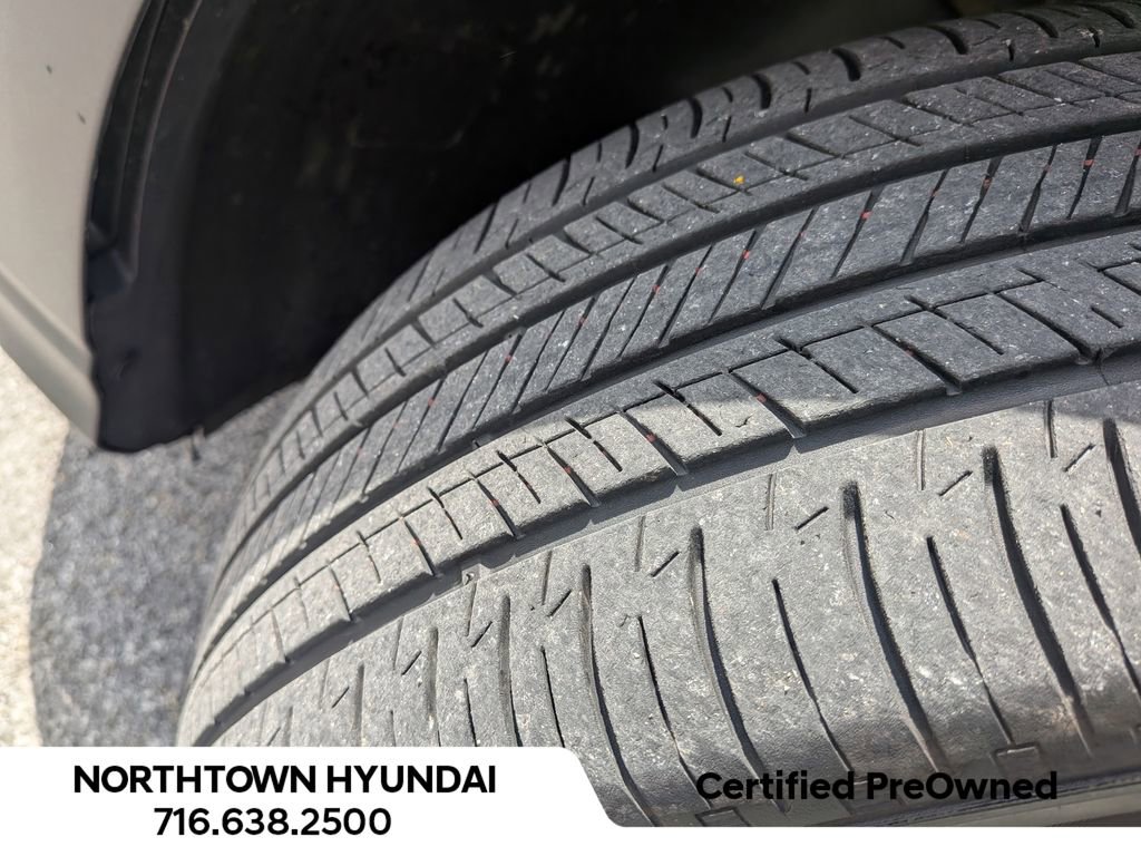 Certified 2023 Hyundai Kona SEL AWD/4WD image 41