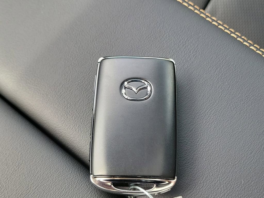 New 2026 MAZDA CX-90 3.3 Turbo w/ Premium Sport Pkg image 35