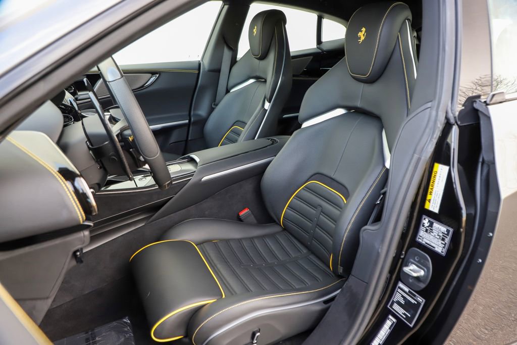 Certified 2025 Ferrari Purosangue image 2