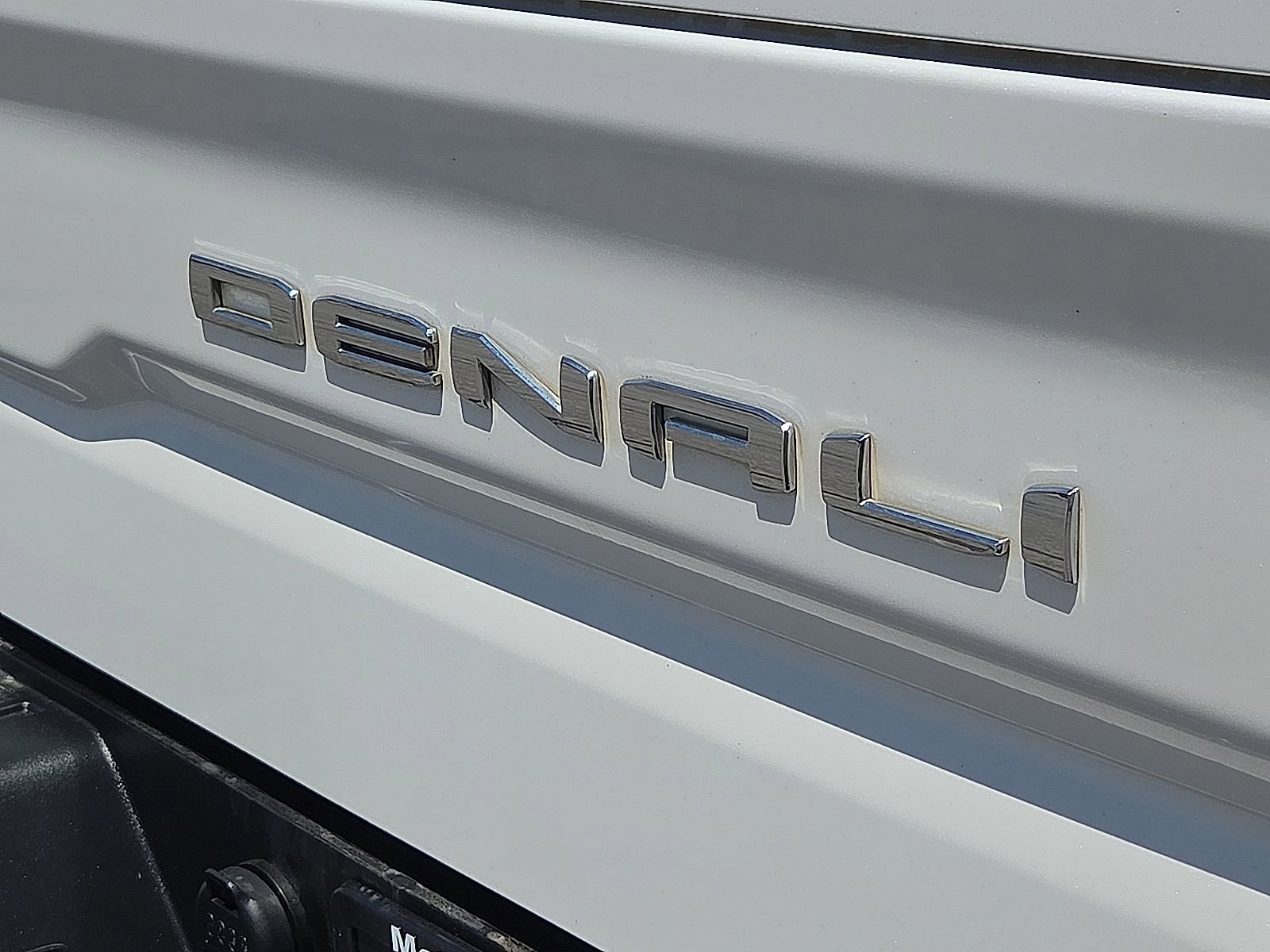Used 2019 GMC Sierra 1500 Denali AWD/4WD image 8