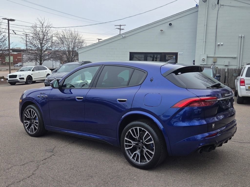 Used 2023 Maserati Grecale Modena AWD/4WD image 4