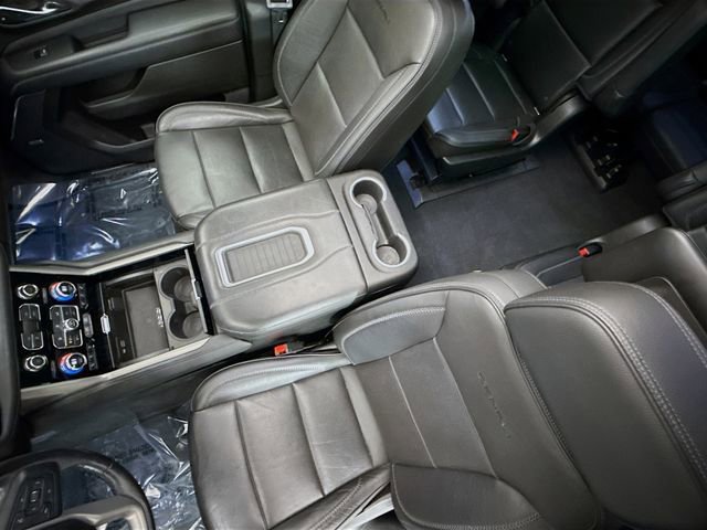 Used 2021 GMC Yukon Denali w/ Denali Premium Package image 24