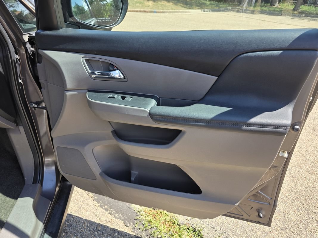Used 2015 Honda Odyssey EX-L image 24