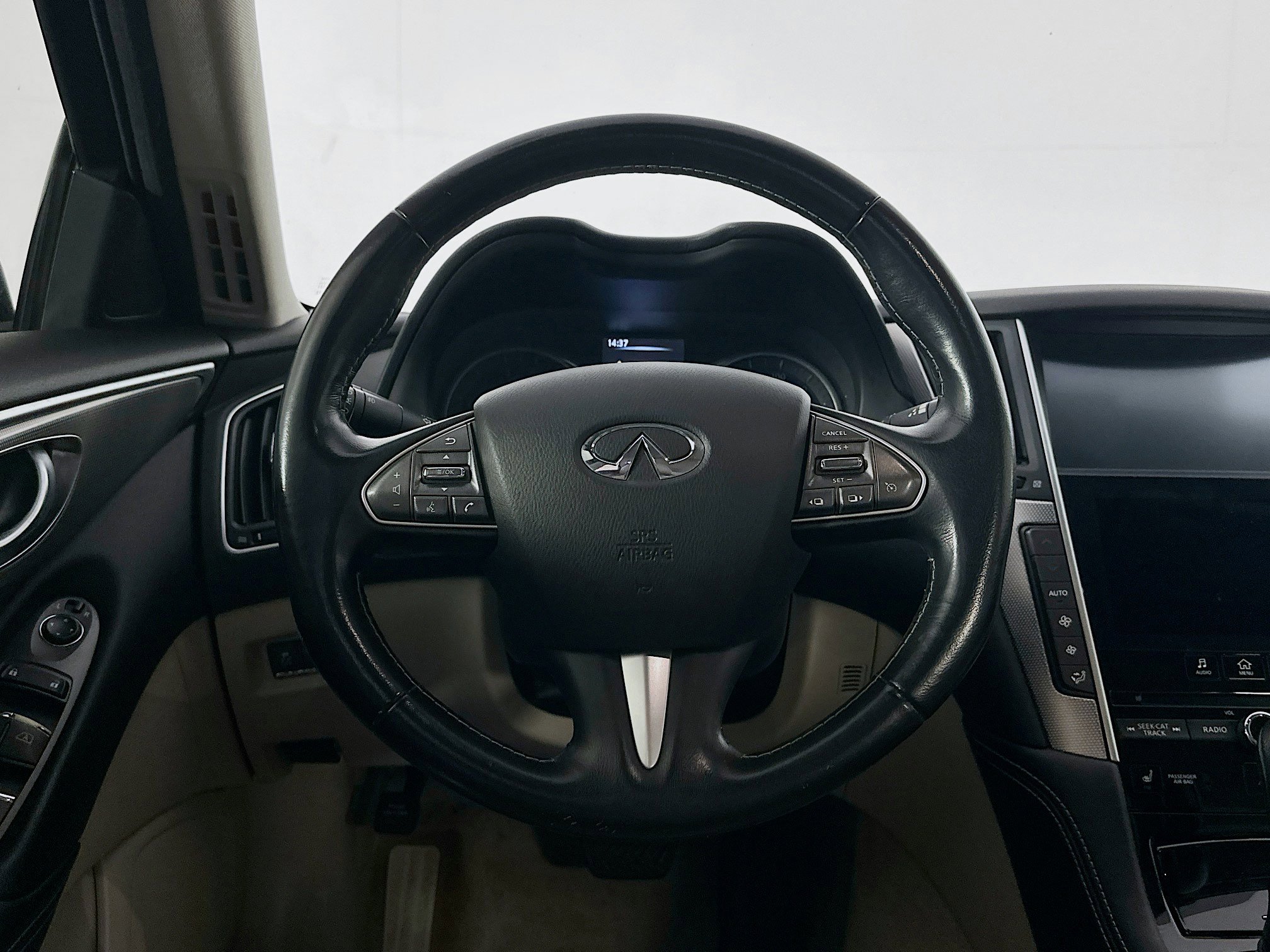 Used 2014 INFINITI Q50 Premium w/ Navigation Package image 17