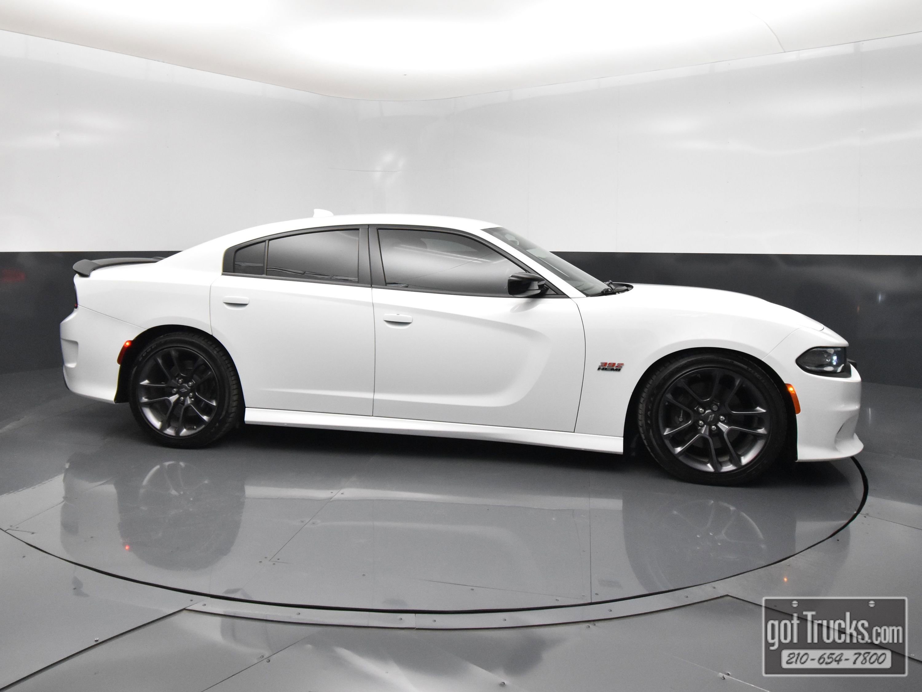 Used 2023 Dodge Charger Scat Pack w/ Navigation & Travel Group RWD image 50