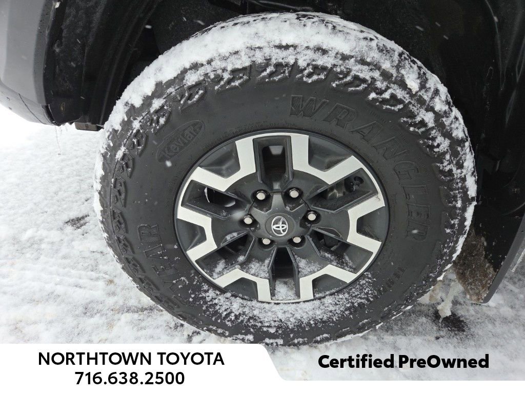 Used 2022 Toyota Tacoma TRD Off-Road image 14