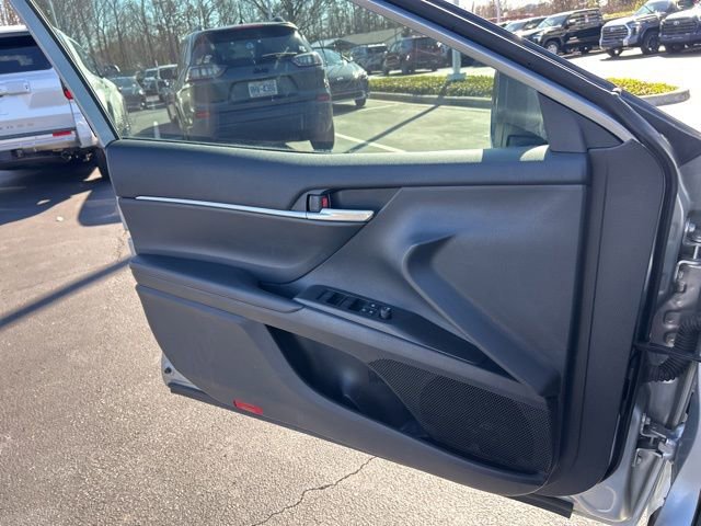 Used 2024 Toyota Camry LE image 27