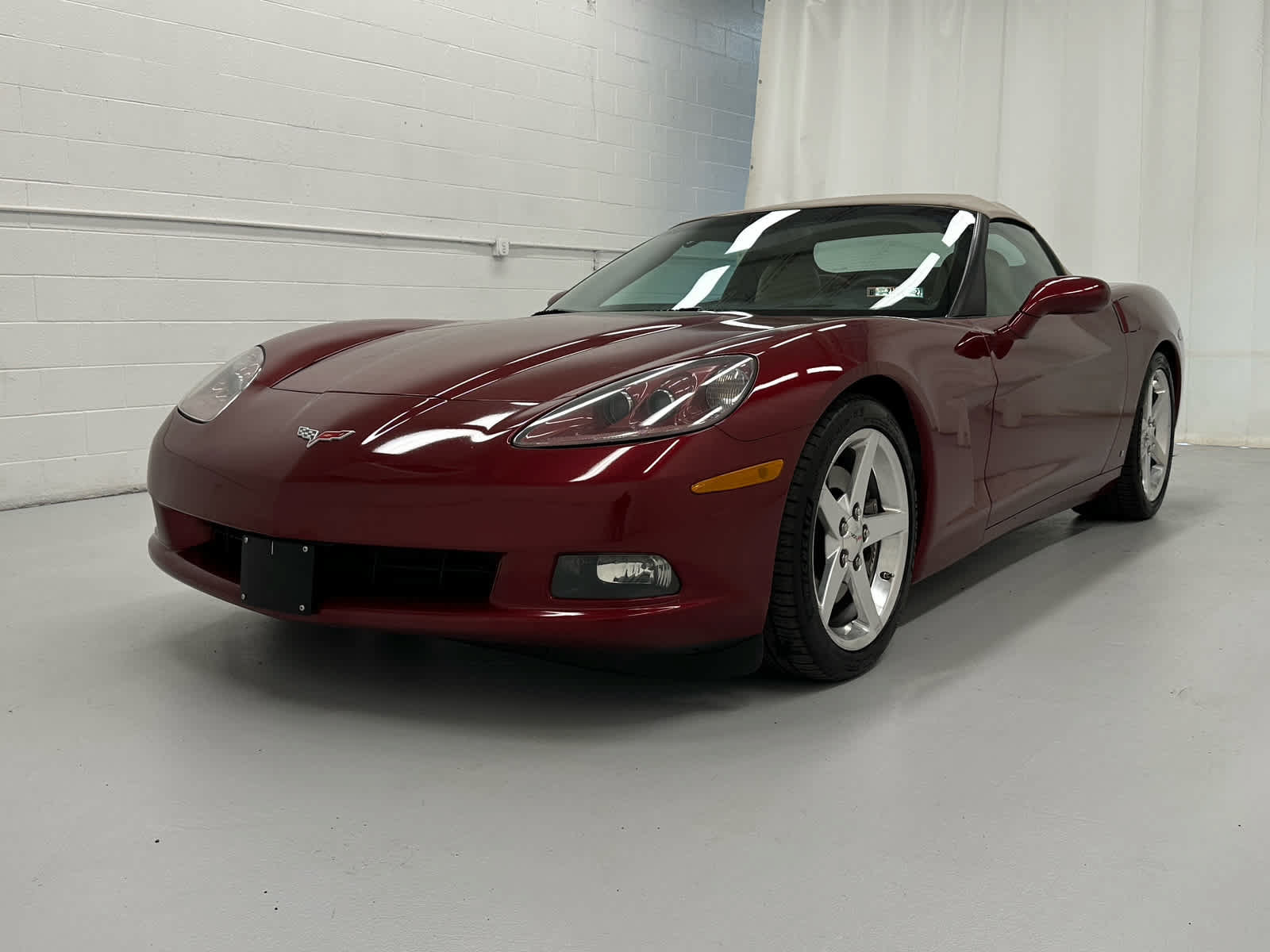 Used 2006 Chevrolet Corvette Convertible w/ Preferred Equipment Group RWD image 11