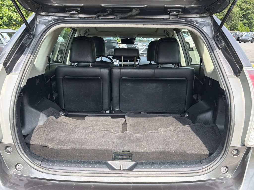 Used 2015 Toyota Prius V Five w/ Advanced Technology Package FWD image 6