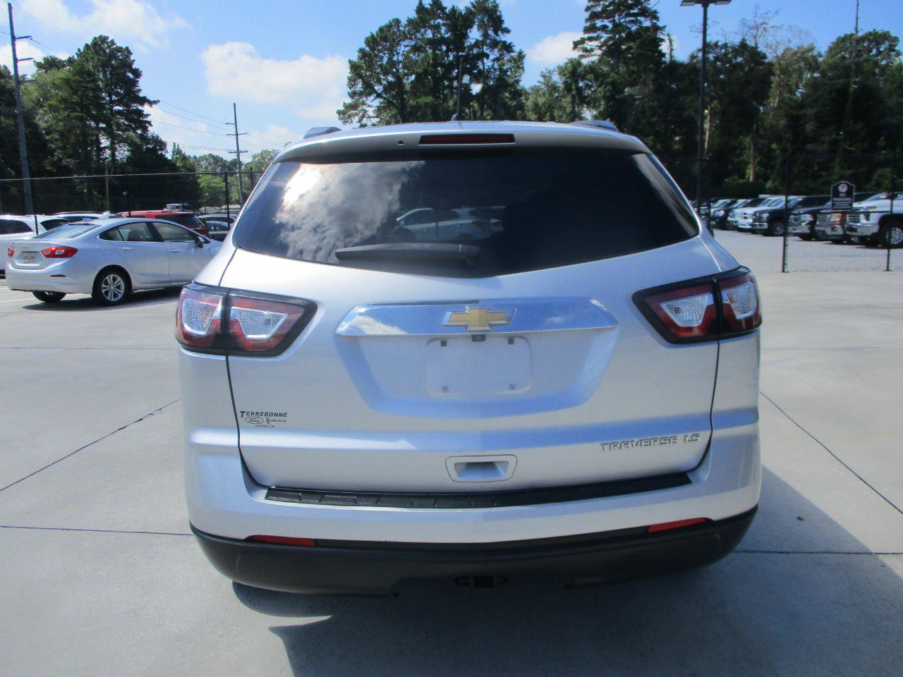 Used 2015 Chevrolet Traverse LS FWD image 23