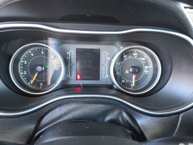 Used 2019 Jeep Cherokee Latitude Plus w/ Comfort/Convenience Group image 24