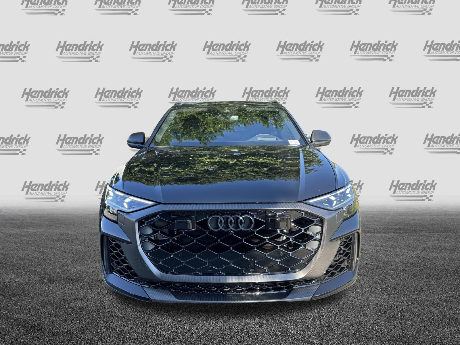 Used 2026 Audi RS Q8 performance AWD/4WD image 3