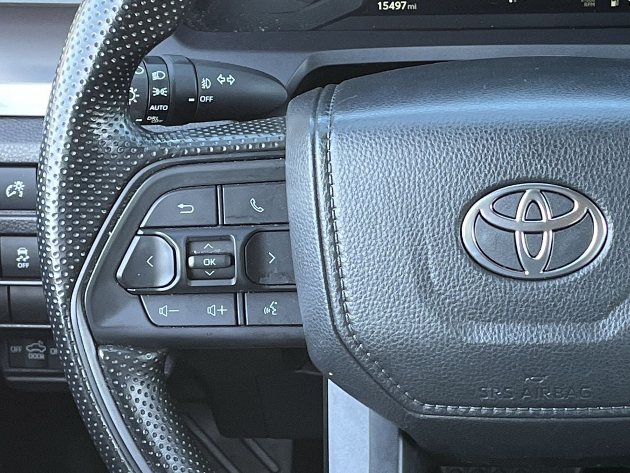 Used 2025 Toyota Tacoma SR5 RWD image 12