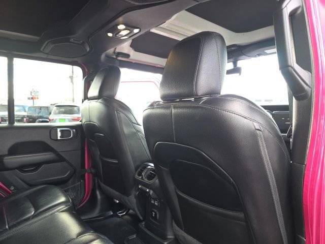 Used 2022 Jeep Wrangler Unlimited Sahara image 49