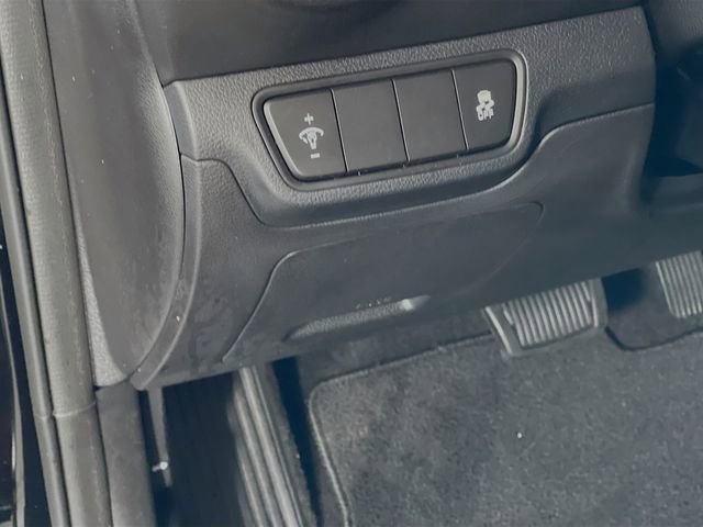 Used 2024 Kia Forte LXS image 11