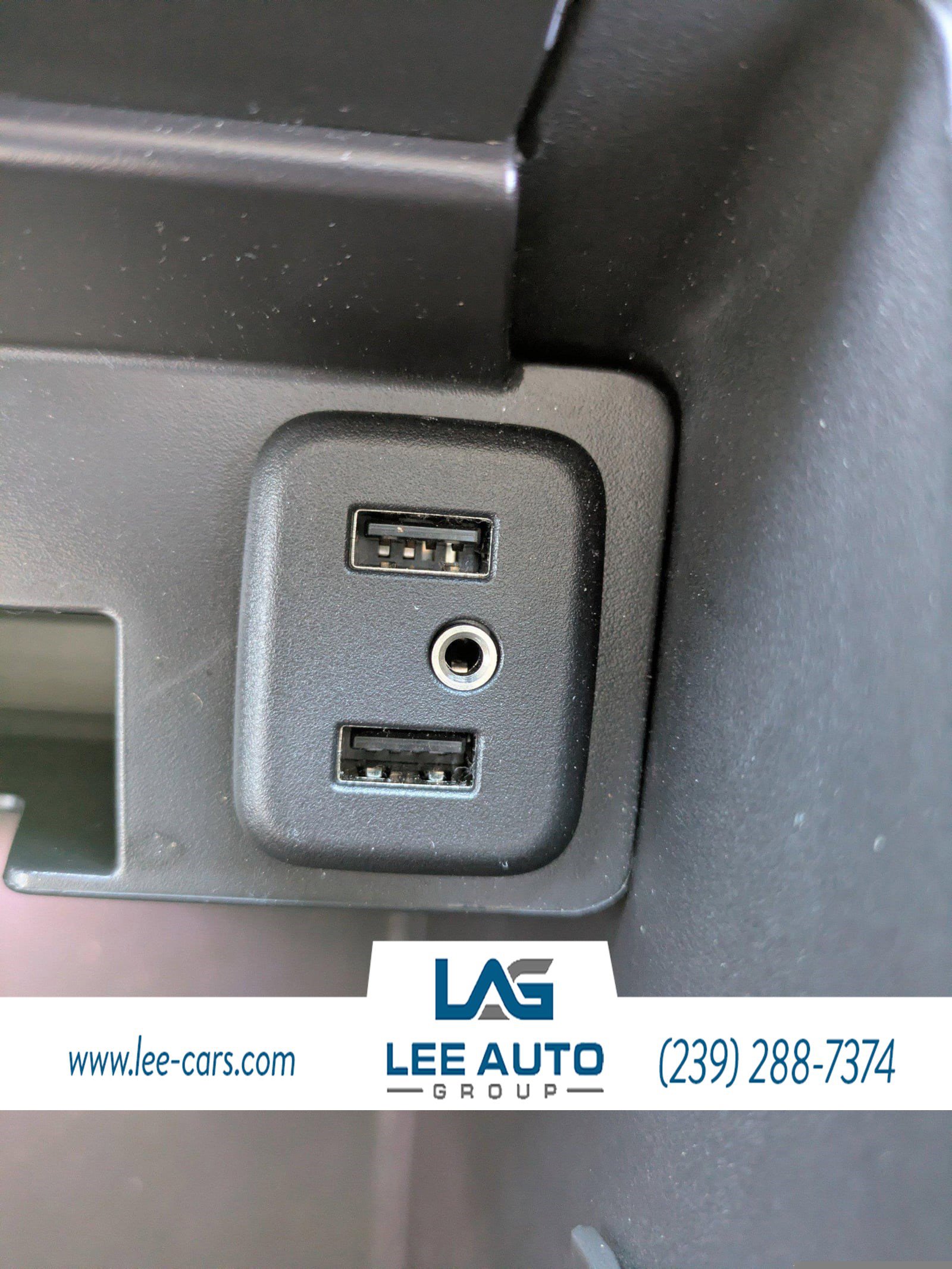 Used 2017 GMC Yukon SLE w/ Convenience Package image 28