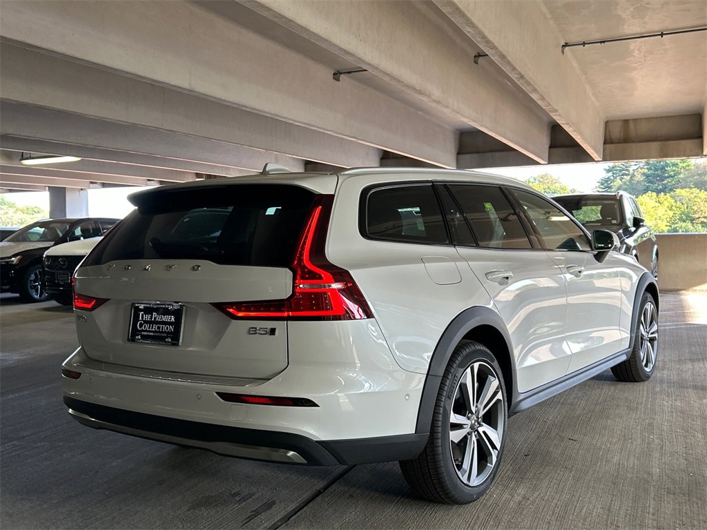 New 2026 Volvo V60 B5 Cross Country Plus w/ Protection Package Premier image 2