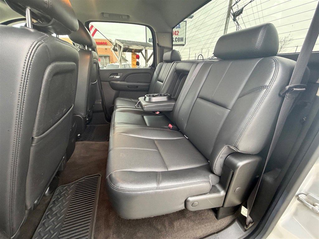 Used 2014 Chevrolet Silverado 3500 LTZ w/ LTZ Plus Package image 21