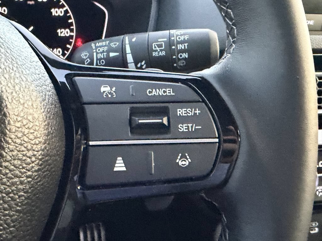 Used 2025 Honda Civic Sport image 30