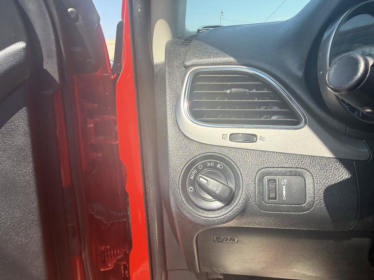 Used 2020 Dodge Journey Crossroad FWD image 23