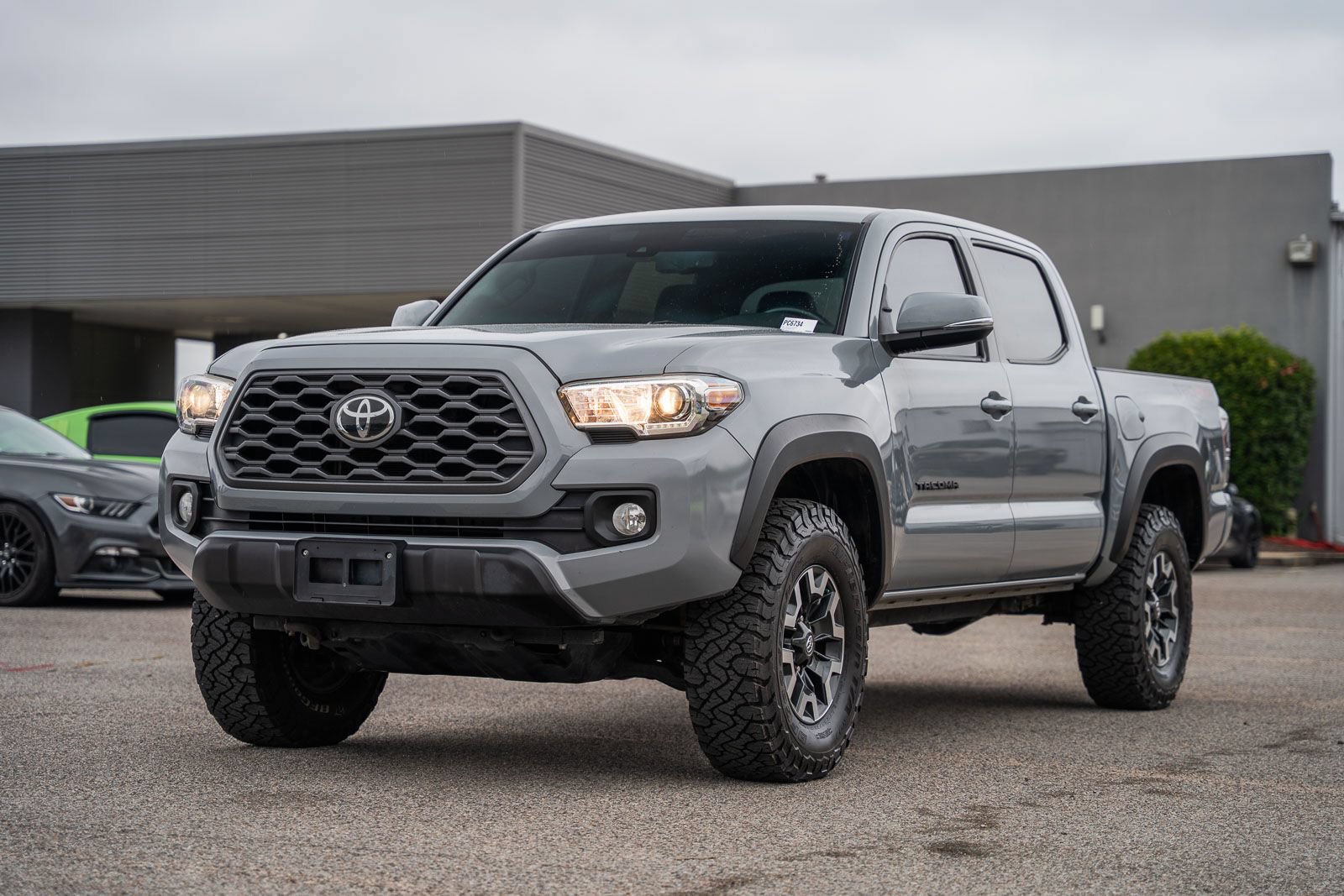 Used 2021 Toyota Tacoma TRD Off-Road AWD/4WD image 3
