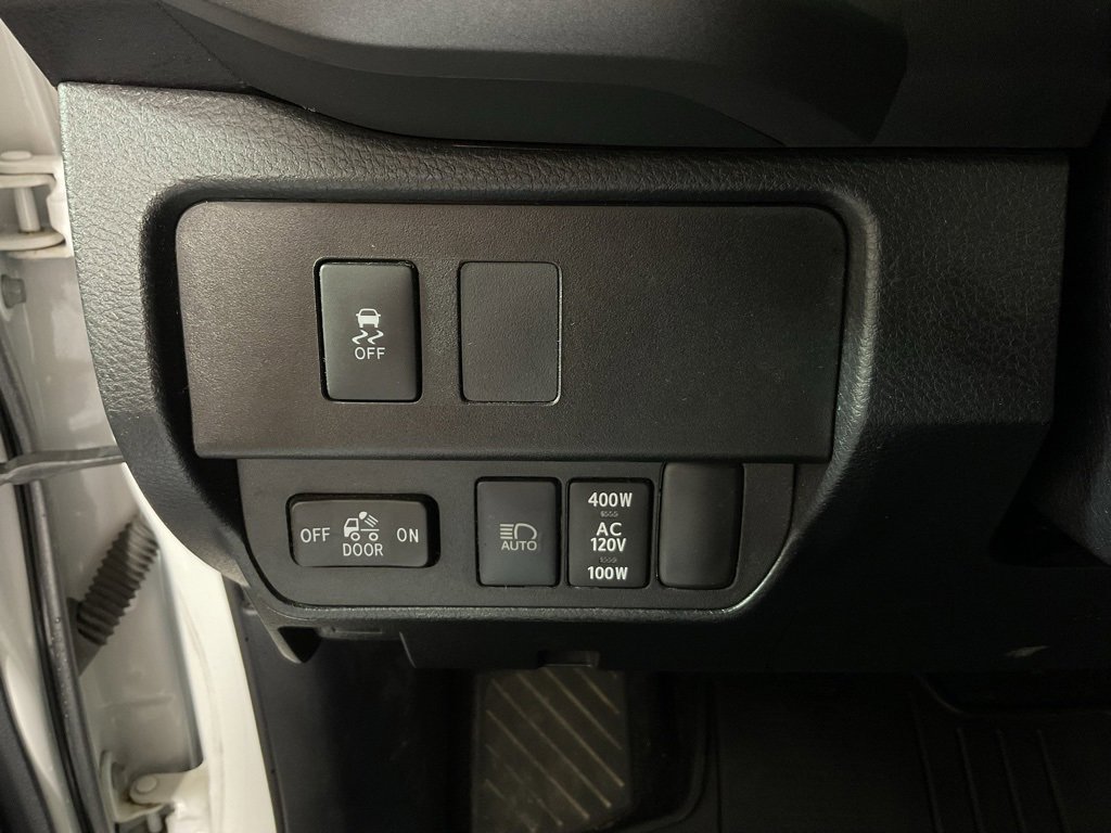 Used 2020 Toyota Tacoma TRD Sport image 27