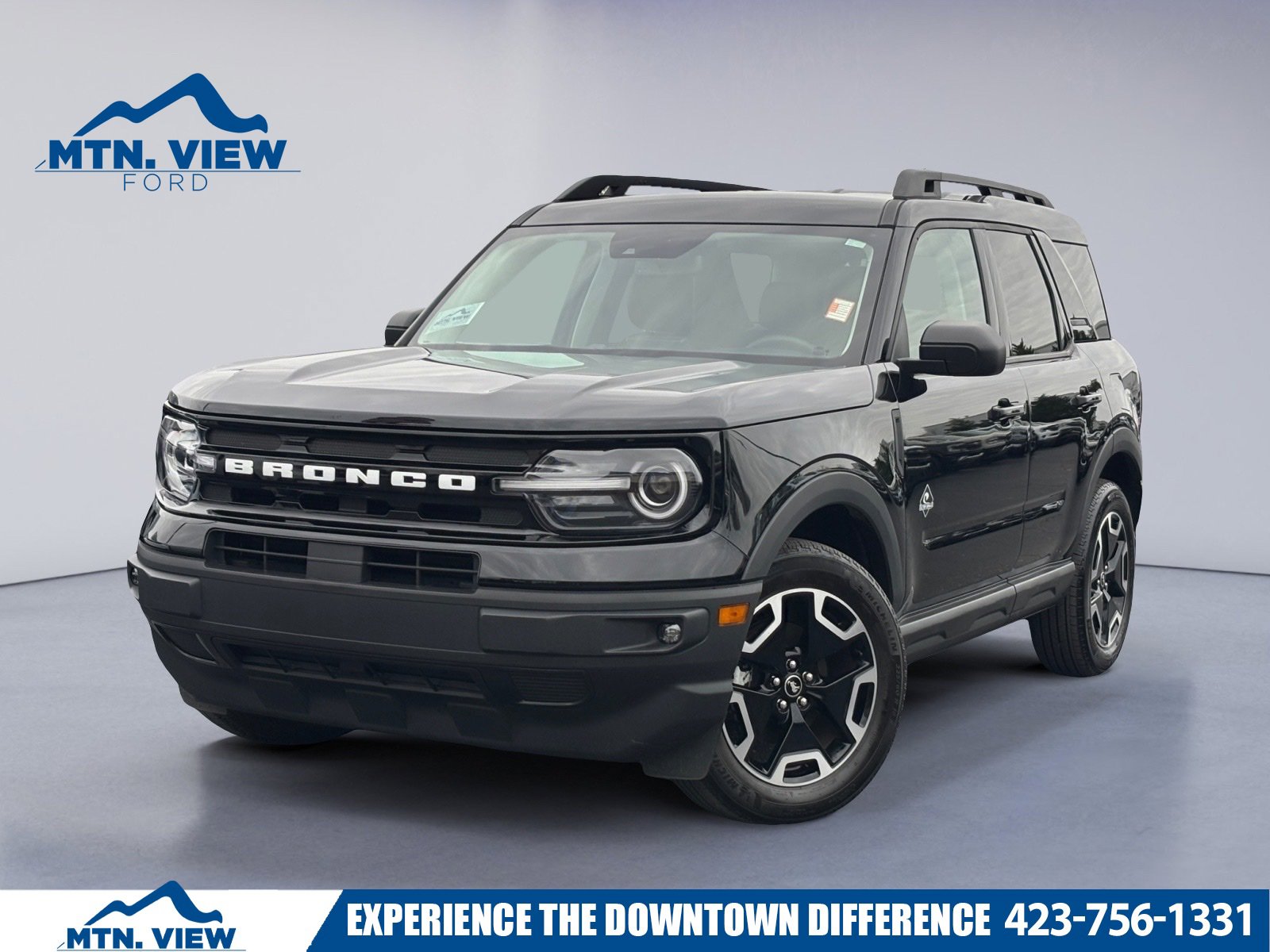 Used 2024 Ford Bronco Sport Outer Banks w/ Tech Package image 1