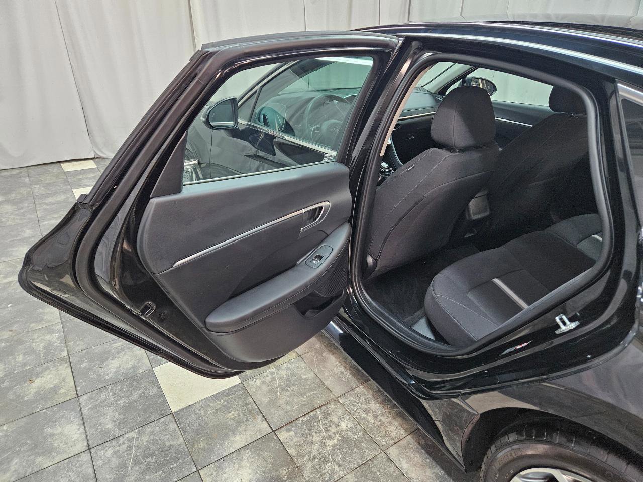 Used 2022 Hyundai Sonata SEL image 13