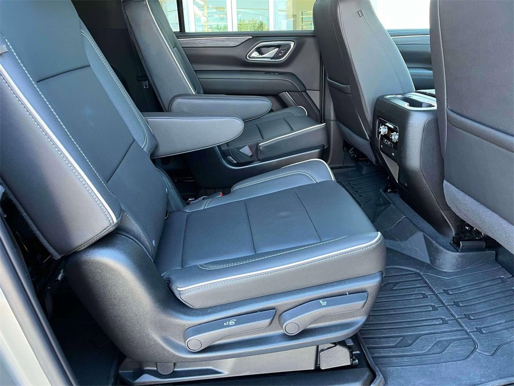 Used 2024 GMC Yukon XL SLT image 21