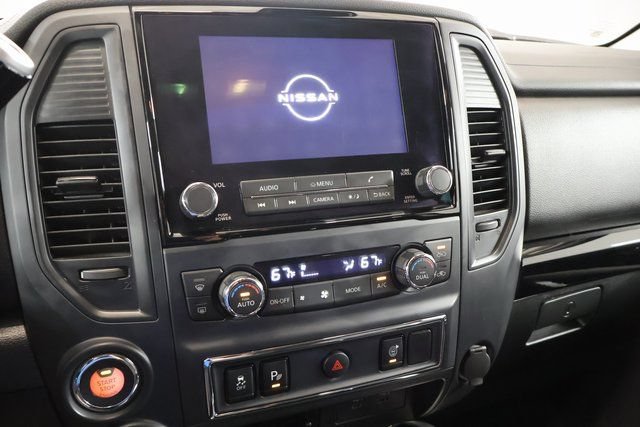 Used 2024 Nissan Titan SV w/ SV Convenience Package AWD/4WD image 20
