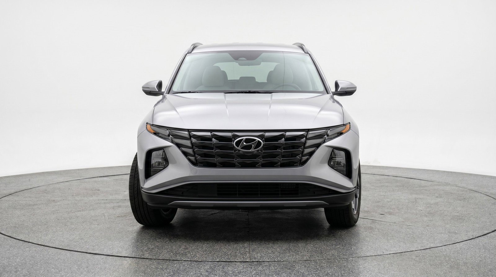 Used 2025 Hyundai Tucson SEL FWD image 2