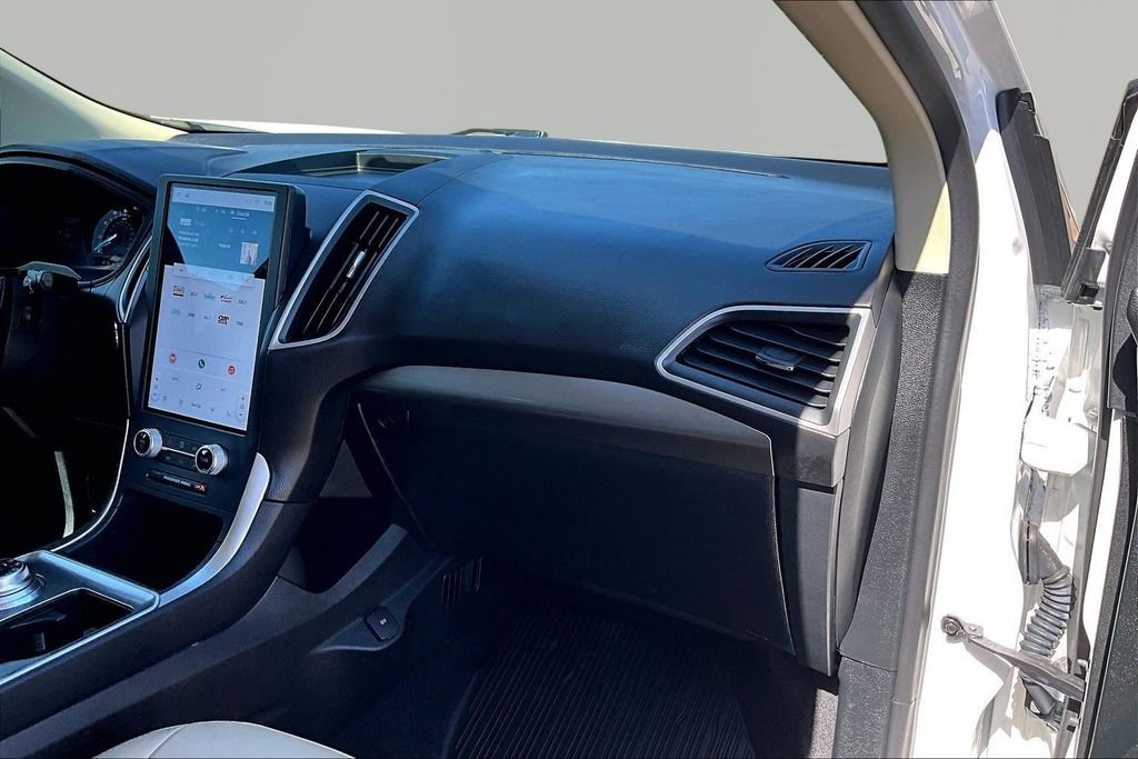 Certified 2023 Ford Edge SEL w/ Convenience Package AWD/4WD image 17