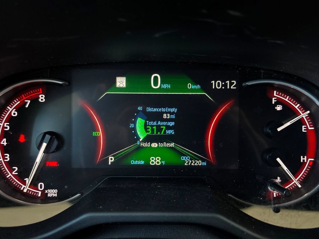 Used 2025 Toyota RAV4 LE AWD/4WD image 17