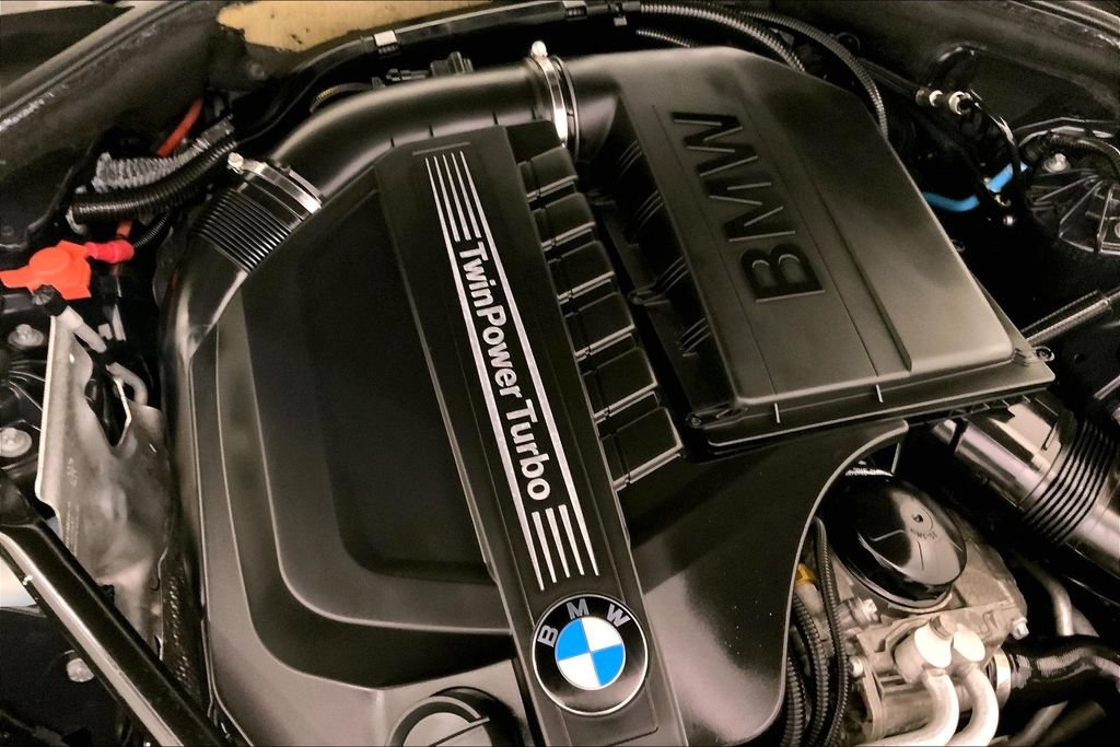 Used 2016 BMW 535i Sedan RWD image 30