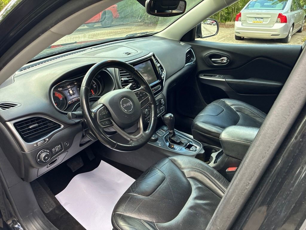 Used 2020 Jeep Cherokee Limited AWD/4WD image 24